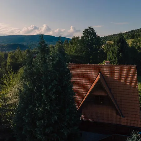 Pod Szczeblem Chalet Lubień